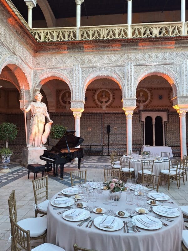 Decoración de banquete en Casa Pilatos en Sevilla
