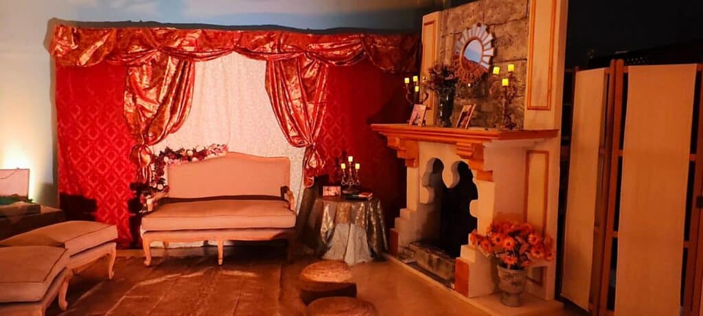 Decoración y tematización de los Bridgerton para evento privado
